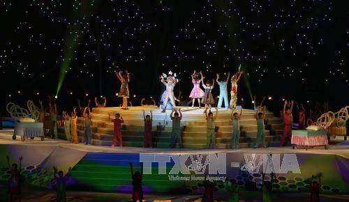 Khai mạc SEA Games 28: Đại tiệc âm thanh, ánh sáng tôn vinh sự phi thường ảnh 3